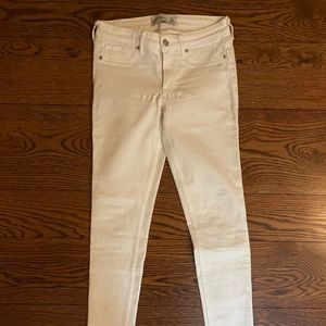 Abercrombie White Skinny Jeans
